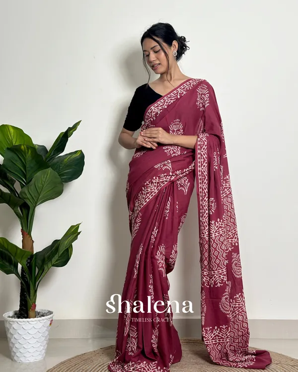 Marron_Color_1_Minute_Ready_To_Wear_Mulmul_Cotton_Digital_Printed_Saree_With_Pocket