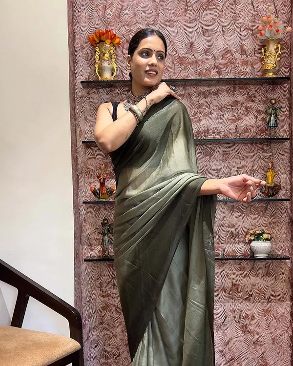 Mahendi__Color_1-Minute_Ready_To_Wear_Naylon_Saree_With_Blouse_Piece