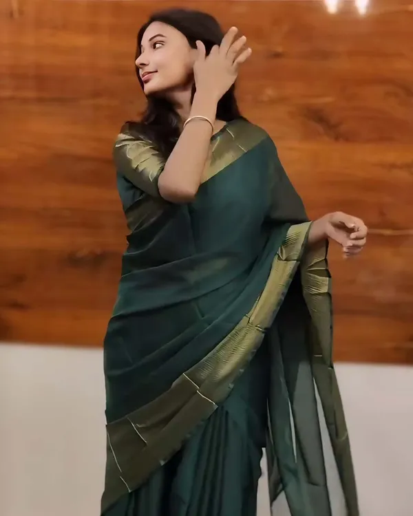 Green_Color_1-Minute_Ready_To_Wear_Georgette_Saree_With_Blouse_Piece