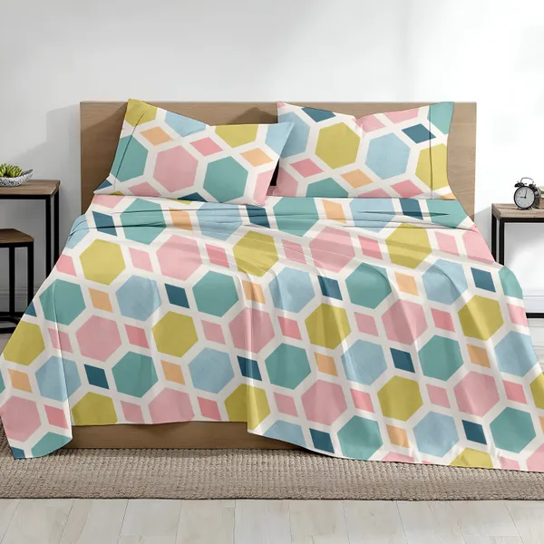 Pink_Green_Pentagonal_Super_Soft_Elegant_Printed_Bedsheet__With_2_Pillow_Covers_92"_x_102"_Inches