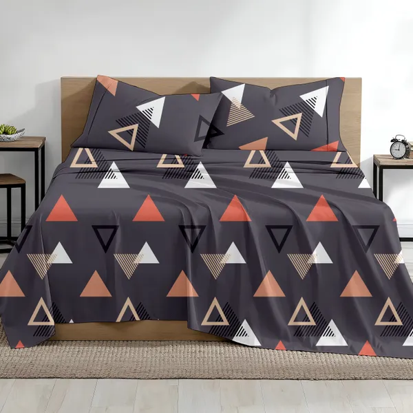 Plum_Triangle_Print_Super_Soft_Elegant_Printed_Bedsheet__With_2_Pillow_Covers_92"_x_102"_Inches