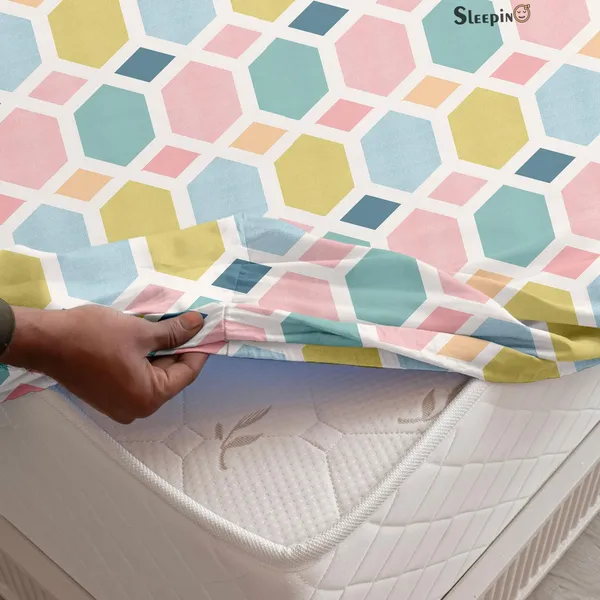 Pink_Green_Pentagonal_All_Around_Cotton_Fitted_Elastic_Bedsheet_With_2_Pillow_Covers