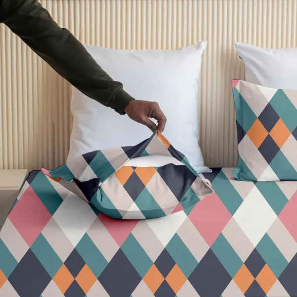 Diamond_Multicolor_All_Around_Cotton_Fitted_Elastic_Bedsheet_With_2_Pillow_Covers