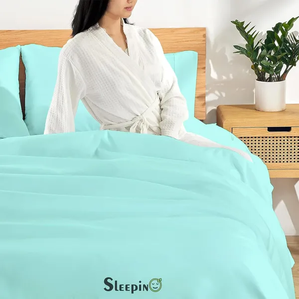 Aqua_Blue_Egyptian_Cotton_400TC_Solid_Bedsheet_With_Pillow_Covers
