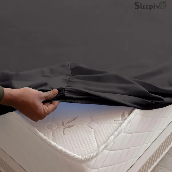 Black_Soft_Finish_Cotton_Feel_Elastic_Fitted_Bedsheet