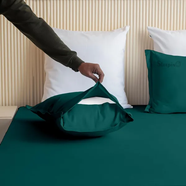 Teal_Soft_Finish_Cotton_Feel_Elastic_Fitted_Bedsheet