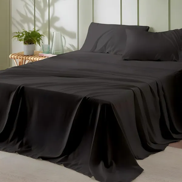 Black_Super_Soft_Brushed_Microfiber_Hypoallergenic_Bedsheet_With_2_Pillow_Cover