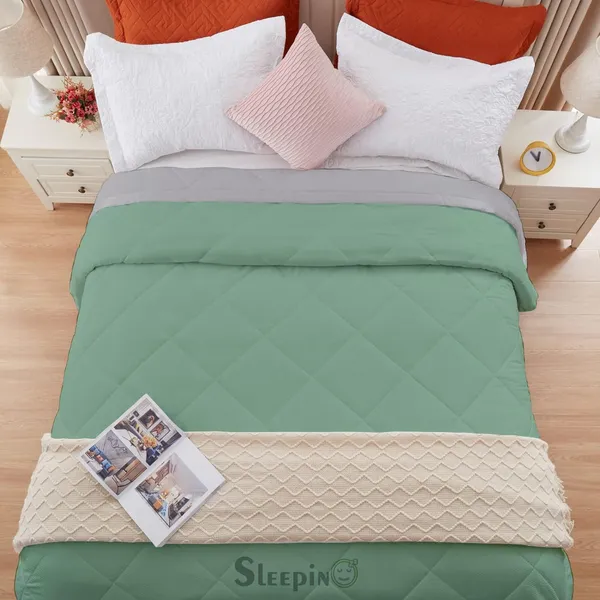 Sage_Silver_Brushed_Microfiber_100_GSM_AC_Reversible_Comforter_For_Heavy_Winter