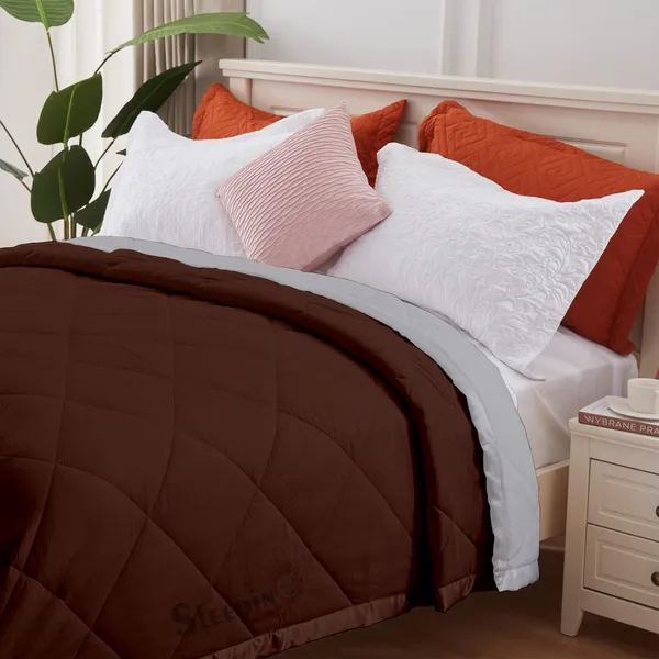 Chocolate_&_Silver_Brushed_Microfiber_100_GSM_AC_Reversible_Comforter_For_Heavy_Winter