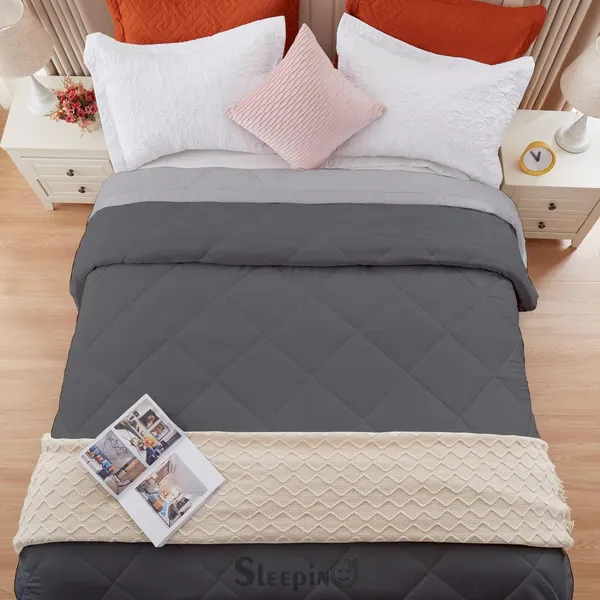 Dark_Grey_&_Silver_Brushed_Microfiber_100_GSM_AC_Reversible_Comforter_For_Heavy_Winter