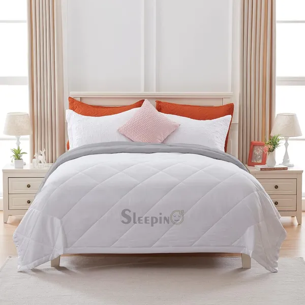 White_&_Silver_Brushed_Microfiber_100_GSM_AC_Reversible_Comforter_For_Heavy_Winter