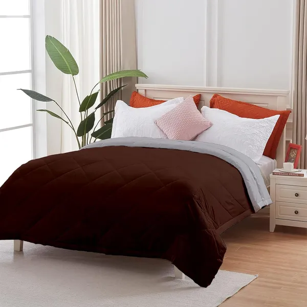 Chocolate_&_Silver_Breathable_Microfiber_Machine_Washable_150_GSM_AC_Reversible_Comforter_For_Heavy_Winter