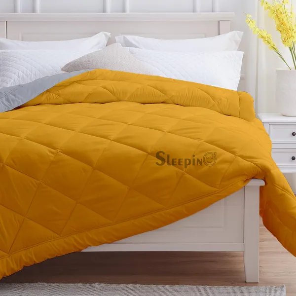 Gold_&_Silver_Breathable_Microfiber_Machine_Washable_150_GSM_AC_Reversible_Comforter_For_Heavy_Winter