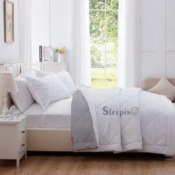 White_&_Silver_Breathable_Microfiber_Machine_Washable_150_GSM_AC_Reversible_Comforter_For_Heavy_Winter