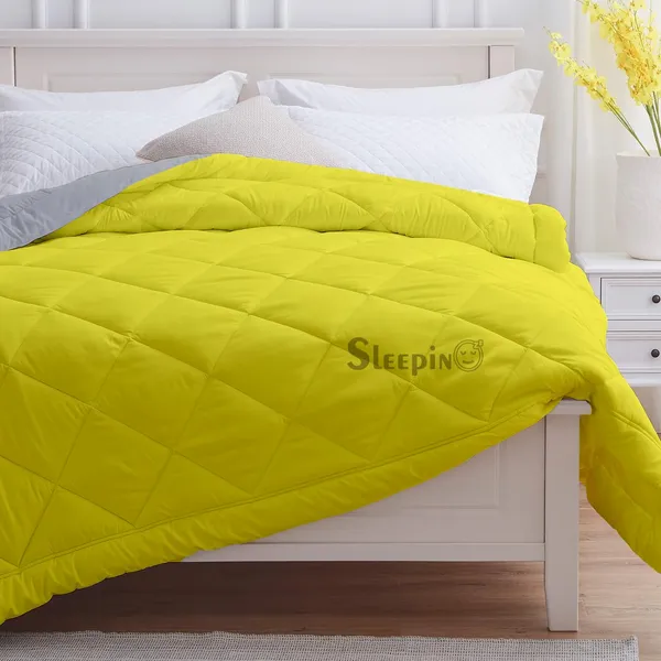 Vanilla_Yellow_&_Silver_Breathable_Microfiber_Machine_Washable_150_GSM_AC_Reversible_Comforter_For_Heavy_Winter