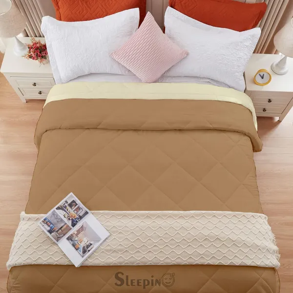 Beige_&_Ivory_Microfiber_Breathable_&_Lightweight_Quilt_200_GSM_Comforter_For_Heavy_Winter