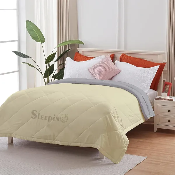 Ivory_&_Silver_Microfiber_Breathable_&_Lightweight_Quilt_200_GSM_Comforter_For_Heavy_Winter