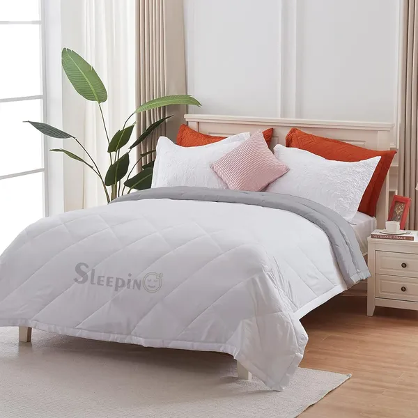 White_&_Silver_Microfiber_Breathable_&_Lightweight_Quilt_200_GSM_Comforter_For_Heavy_Winter