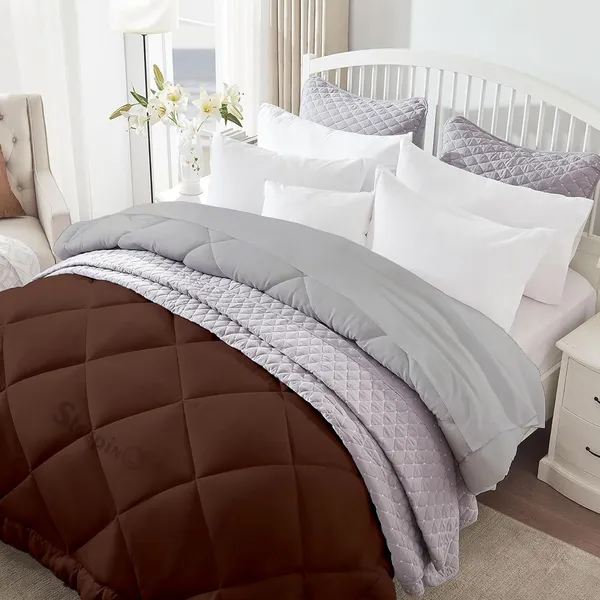 Chocolate_&_Silver_Breathable_Microfiber_400_GSM_Reversible_Comforter_For_Heavy_Winter