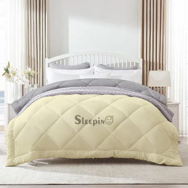Ivory_&_Silver_Breathable_Microfiber_400_GSM_Reversible_Comforter_For_Heavy_Winter