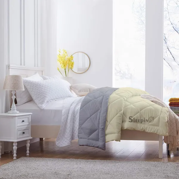 Ivory_&_Silver_Soft_&_Fluffy_Breathable_500_GSM_Reversible_Comforter_For_Heavy_Winter