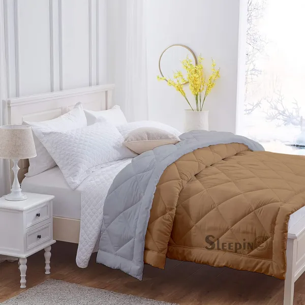 Beige_&_Silver_Microfiber_Breathable_600_GSM_Reversible_Comforter_For_Heavy_Winter