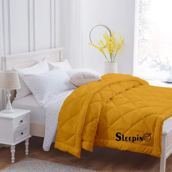 Gold_Breathable_Microfiber_200_GSM_Comforter_For_Heavy_Winter