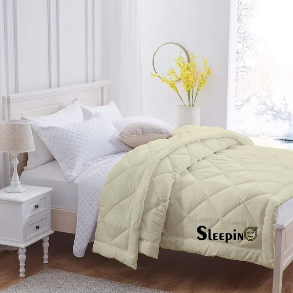 Ivory_Breathable_Microfiber_200_GSM_Comforter_For_Heavy_Winter