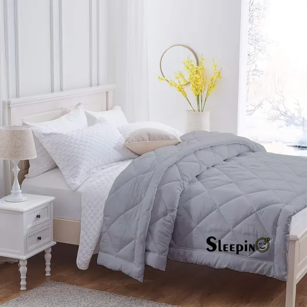 Silver_Breathable_Microfiber_200_GSM_Comforter_For_Heavy_Winter