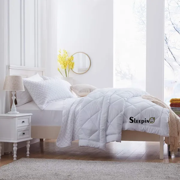 White_Breathable_Microfiber_200_GSM_Comforter_For_Heavy_Winter