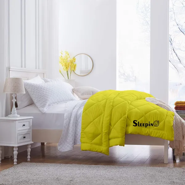 Vanilla_Yellow_Breathable_Microfiber_200_GSM_Comforter_For_Heavy_Winter