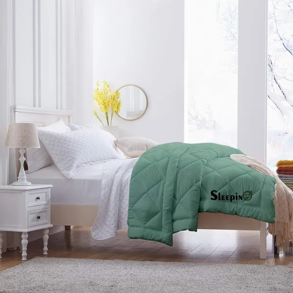 Emerald_Green_Breathable_Microfiber_200_GSM_Comforter_For_Heavy_Winter