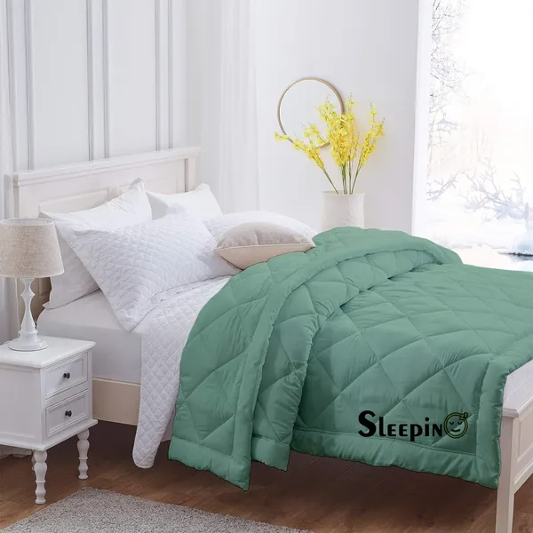 Emerald_Green_Breathable_Microfiber_200_GSM_Comforter_For_Heavy_Winter