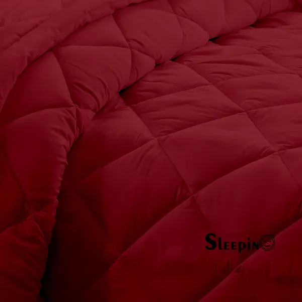 Burgundy_Breathable_Microfiber_500_GSM_Comforter_For_Heavy_Winter