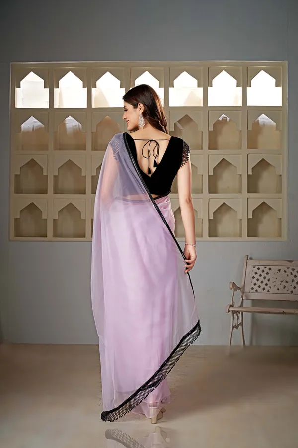 Pink__Champagne_Organza_Saree_With_Black_Lace