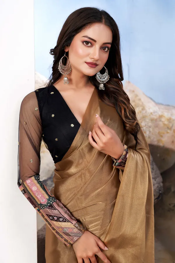 Golden__Vibrent_Look_With_Black_Blouse