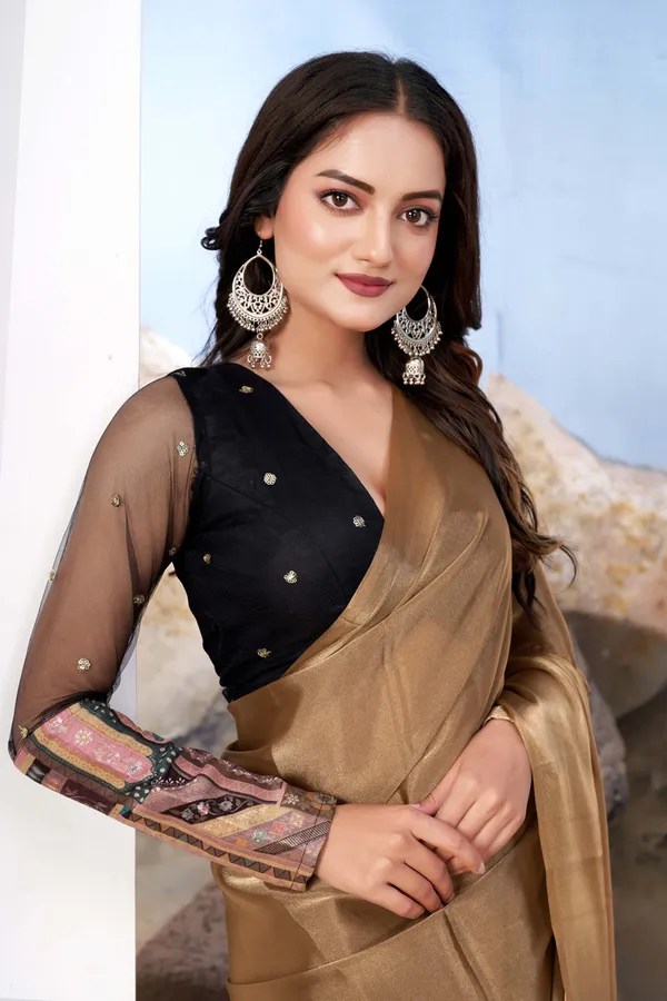 Golden__Vibrent_Look_With_Black_Blouse