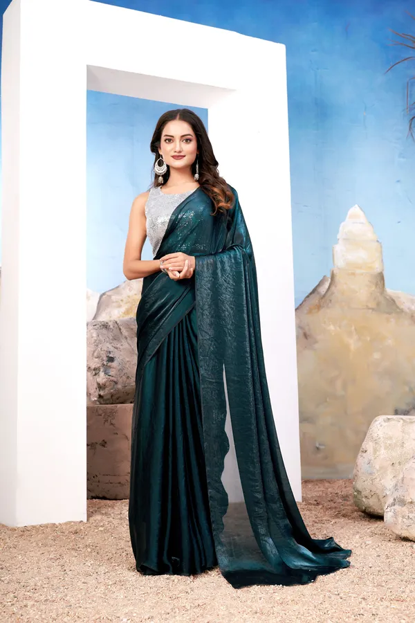 Dark_Green_Chic_Saree_And_Silver_Blouse