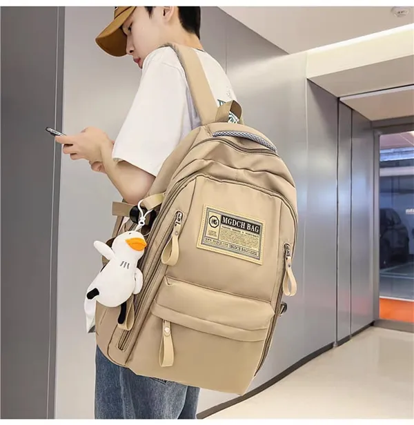 Fashionable_Cool_Backpack_42x32cm