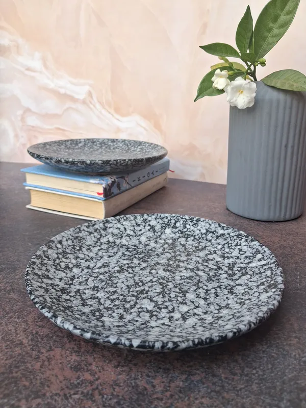 Ceramic_Asymmetric_Design_Quarter_Plate:_Elegant_Dining_Essential,_-_Cream