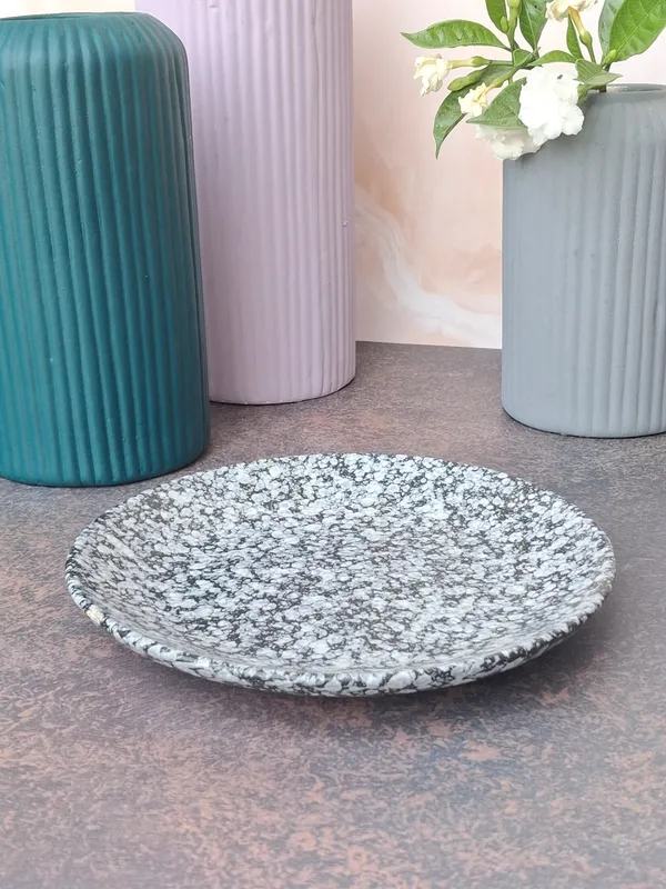 Ceramic_Asymmetric_Design_Quarter_Plate:_Elegant_Dining_Essential,_-_Cream