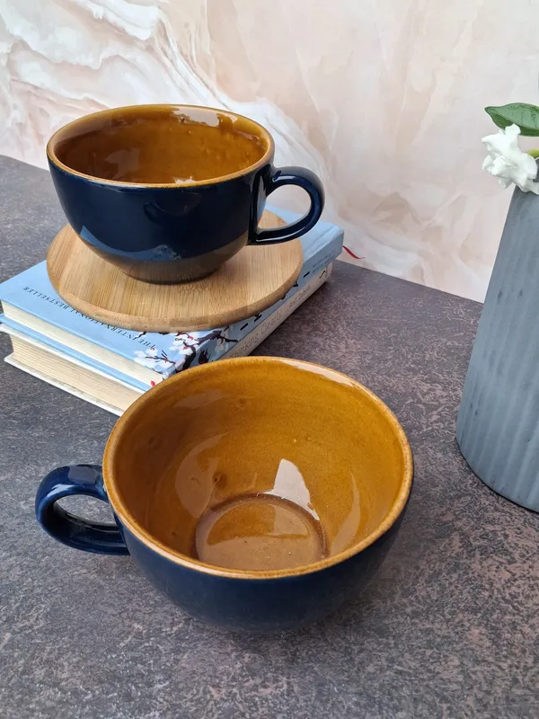 Blue_Ceramic_Coffee_Mug_Medium_Size_Stylish_Design_For_Enjoyable_Sips