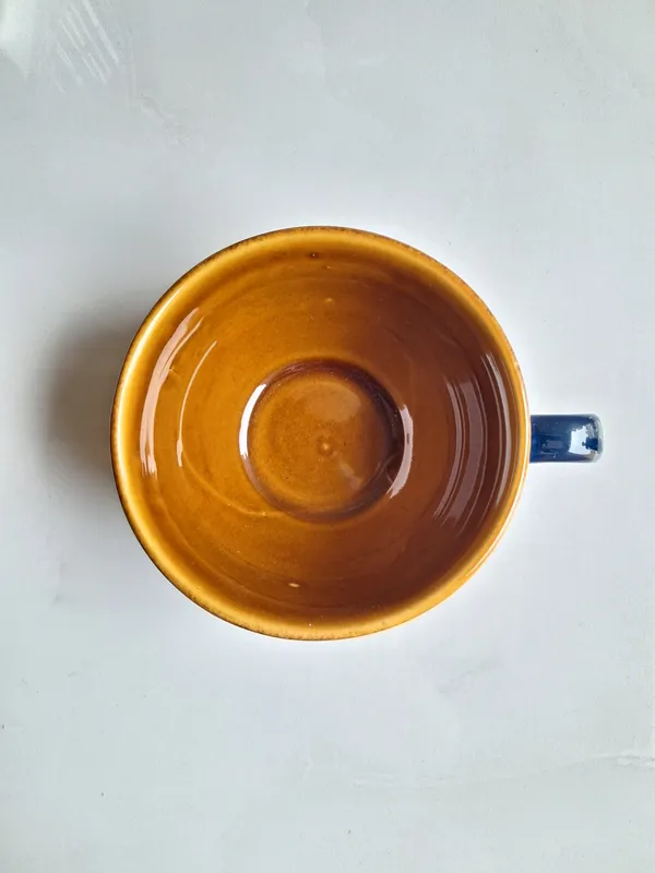 Blue_Ceramic_Coffee_Mug_Medium_Size_Stylish_Design_For_Enjoyable_Sips