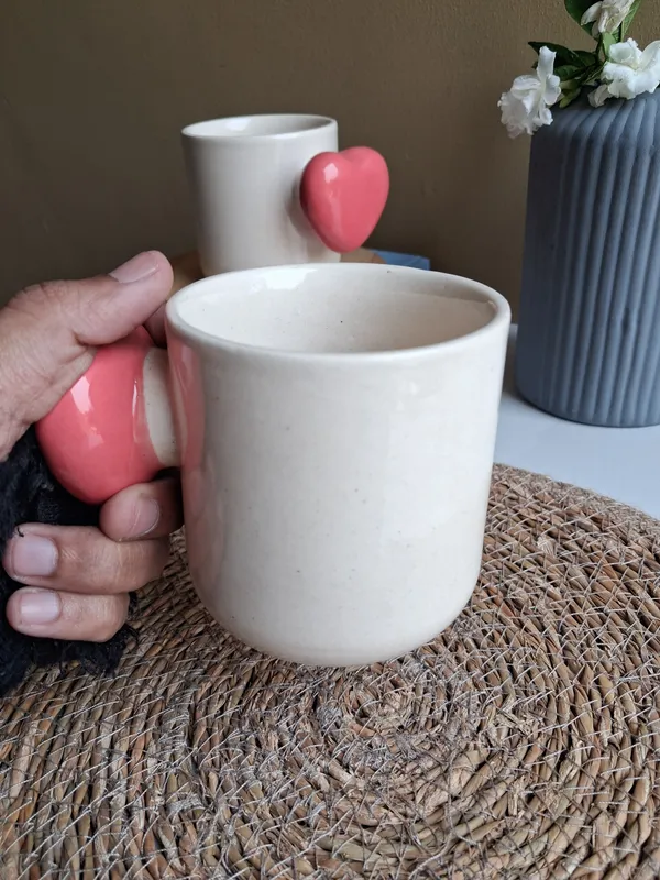 Ivory_Color_Ceramic_Coffee_Mug_With_Red_Heart_Shape_Handle-_Medium(250ml)