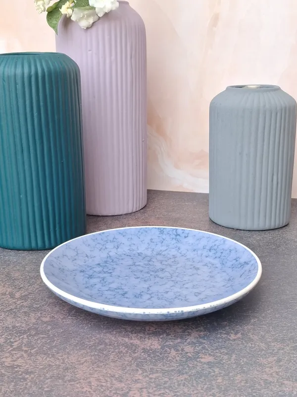 Blue_Ceramic_Quarter_Plate_Elegant_Dining_Essential_18X18X3Cm