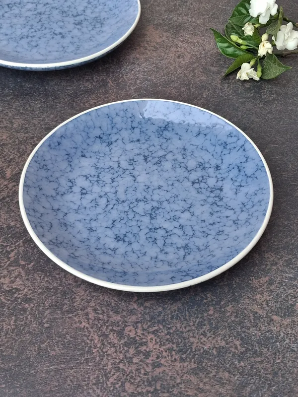 Blue_Ceramic_Quarter_Plate_Elegant_Dining_Essential_18X18X3Cm
