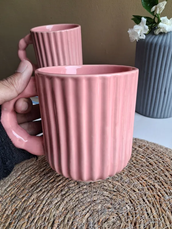 Carved_Line_Design_Large_Size_Mug_With_Stylish_Handle-_Large(380ml)