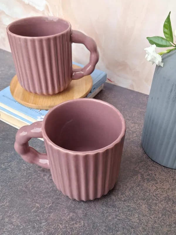 Carved_Line_Design_Large_Size_Mug_With_Stylish_Handle-_Large(380ml)