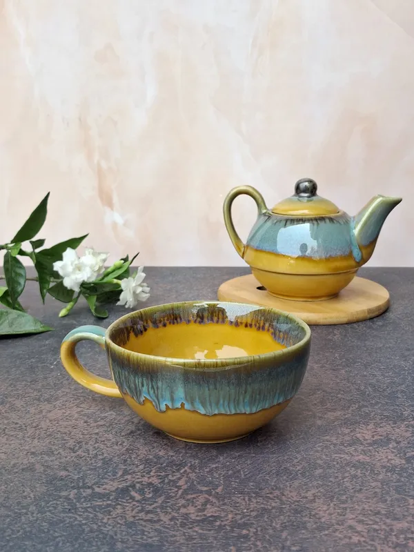 Craftokri_Stylish_Cup_&_Small_Kettle_Set(Set_of_2)