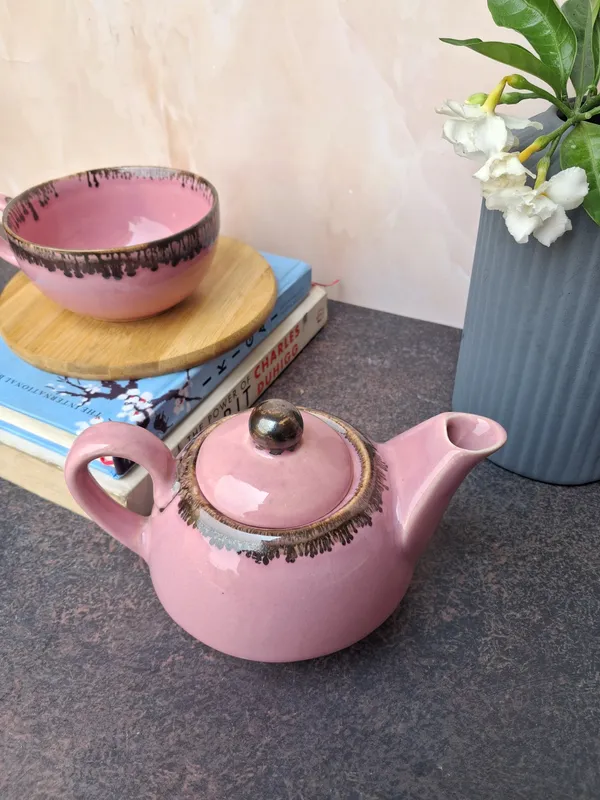 Craftokri_Stylish_Cup_&_Small_Kettle_Set(Set_of_2)